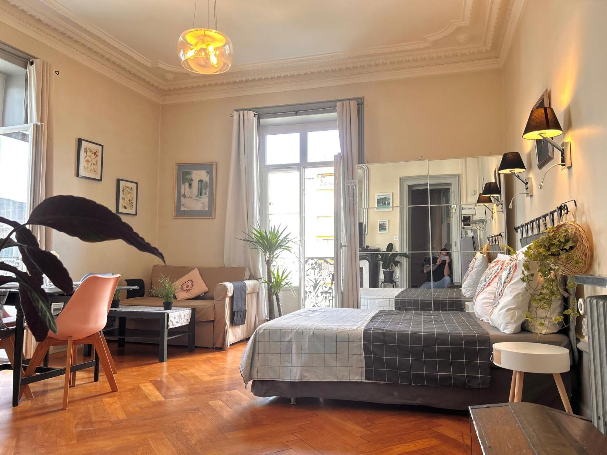Carla'S Residences F1 Hyper Centre Екс ле Бен Екстериор снимка