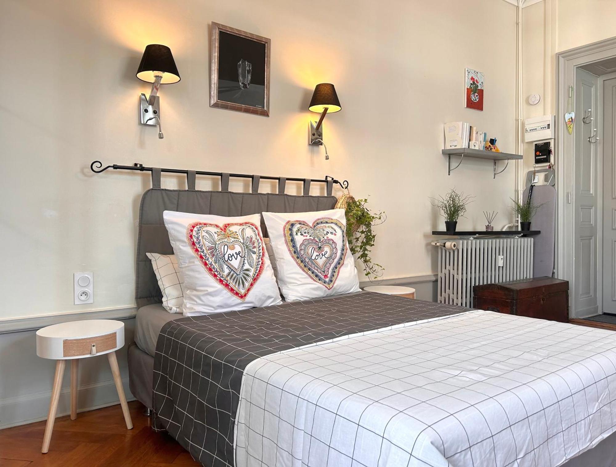 Carla'S Residences F1 Hyper Centre Екс ле Бен Екстериор снимка