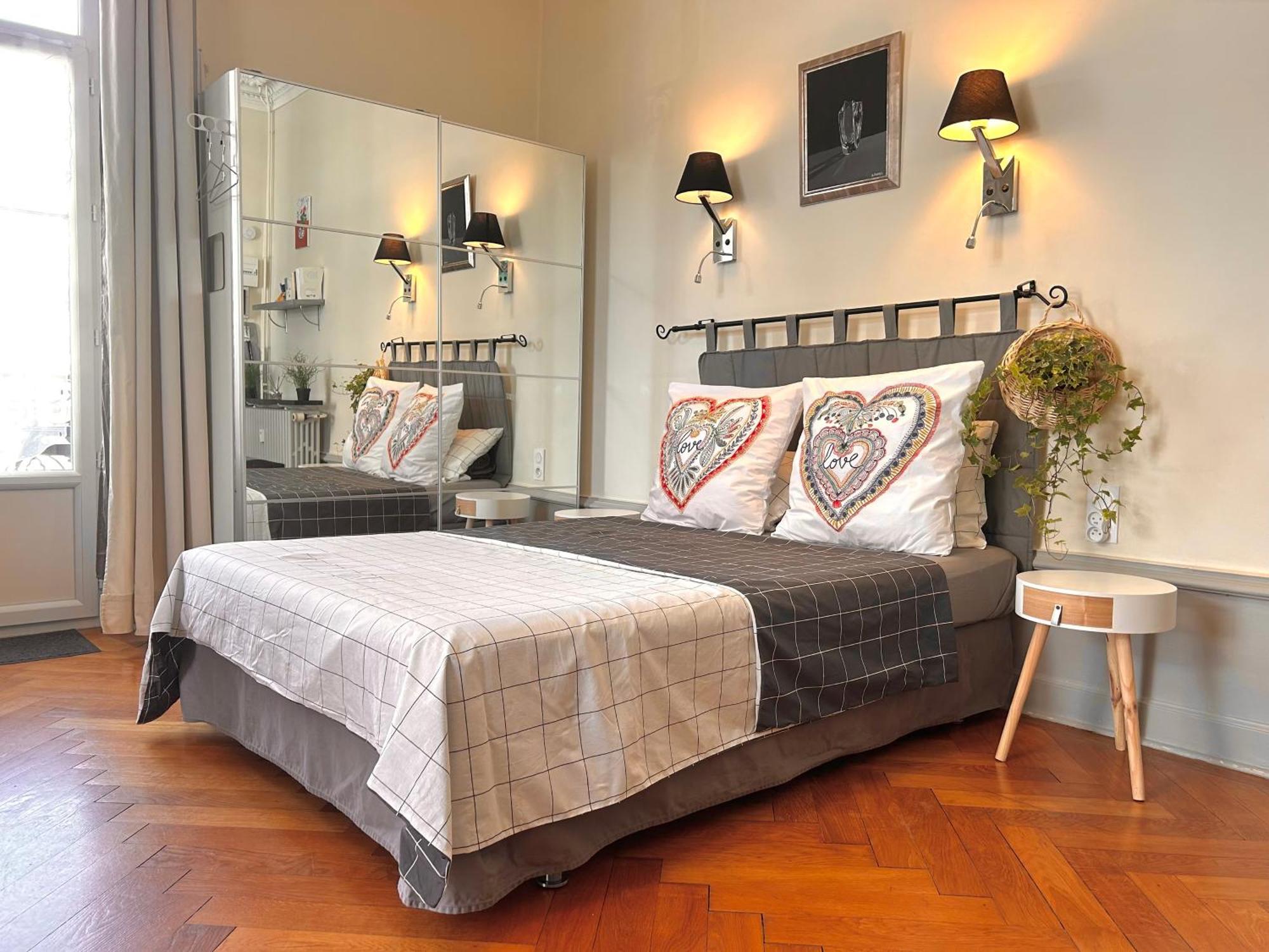 Carla'S Residences F1 Hyper Centre Екс ле Бен Екстериор снимка