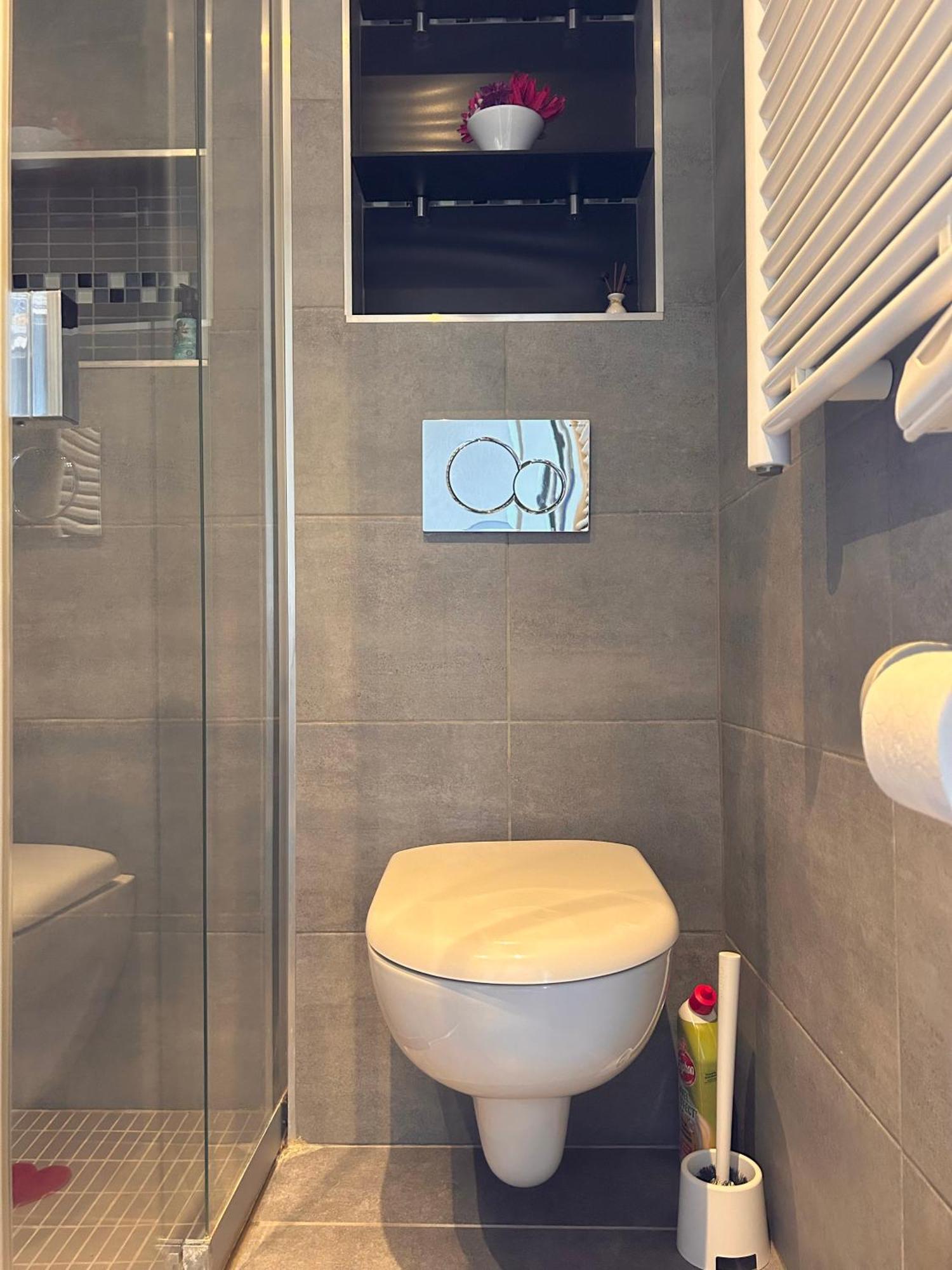 Carla'S Residences F1 Hyper Centre Екс ле Бен Екстериор снимка